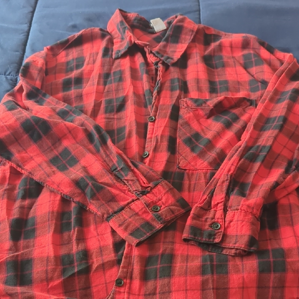 H&M Red and Black Checkered Men's Shirt